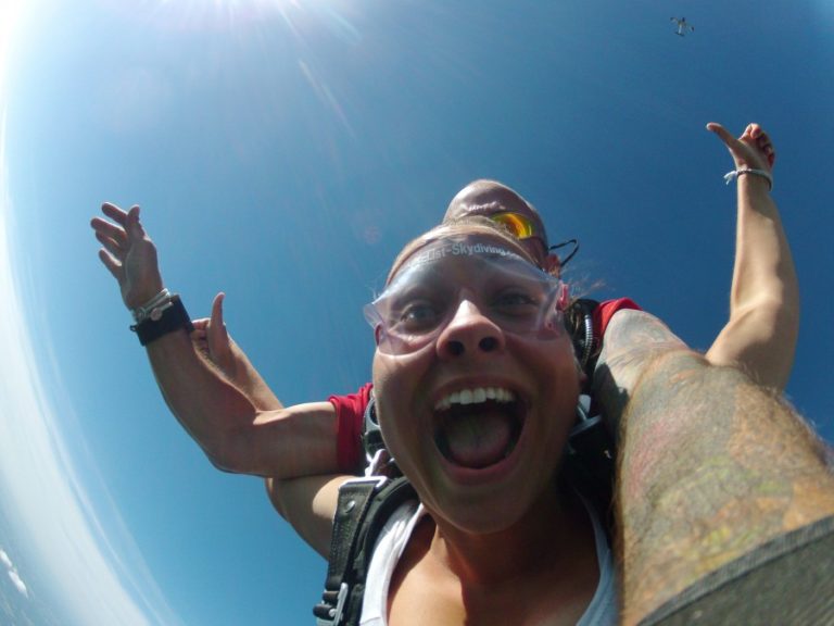 Skydiving in VA: A Bucket List Experience