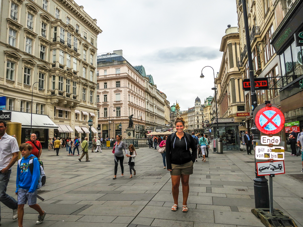 Girl in Vienna, solo traveling