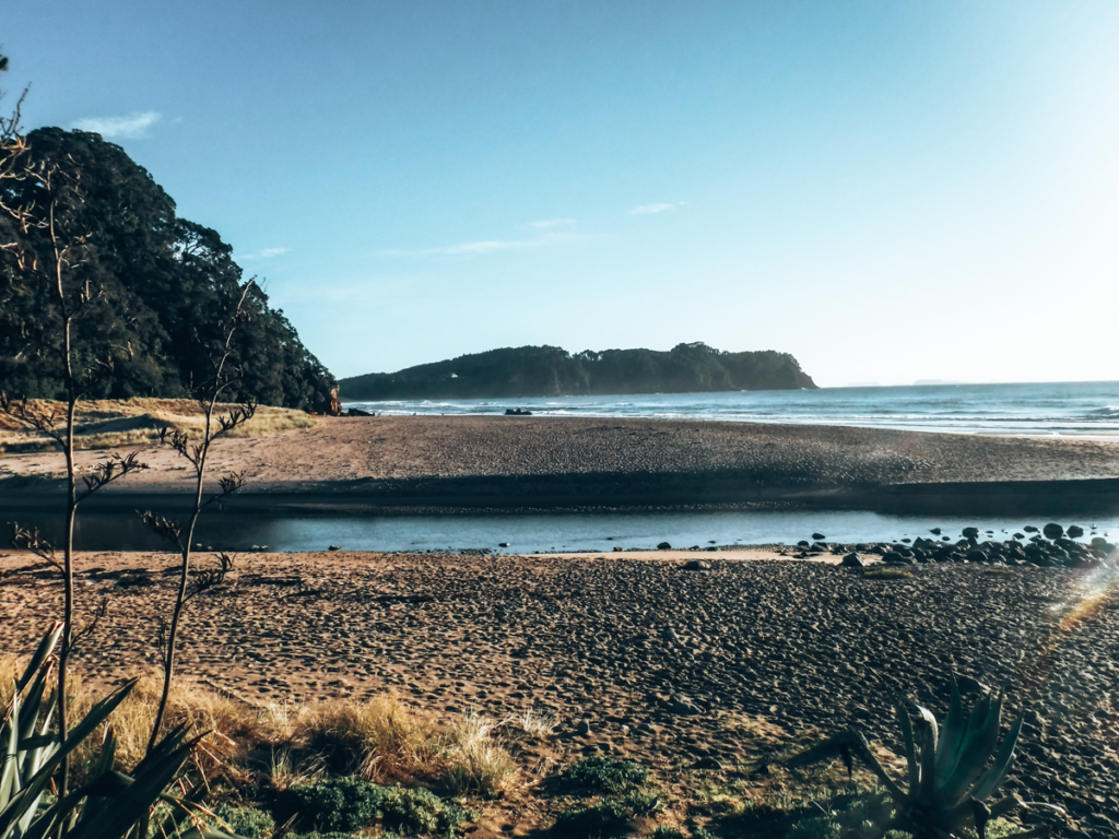 Hot water beach in New Zealand 